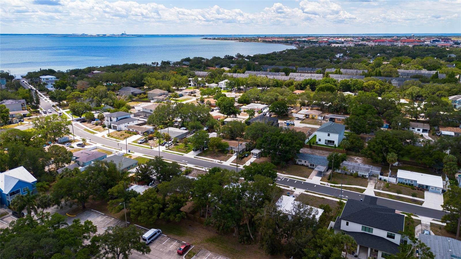 2922 W AVERILL AVE, TAMPA, FL, 33611