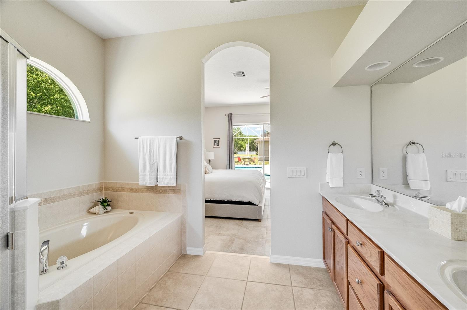 230 RIDGEMONT CIR, PALM BAY, FL, 32909