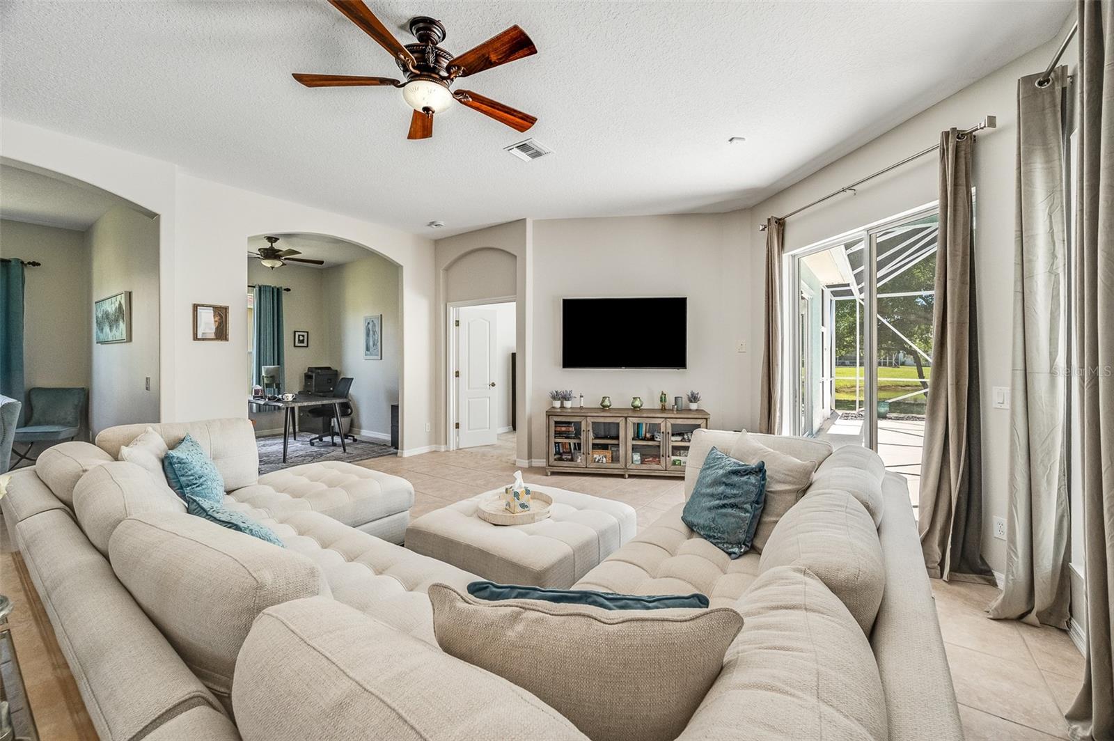 230 RIDGEMONT CIR, PALM BAY, FL, 32909