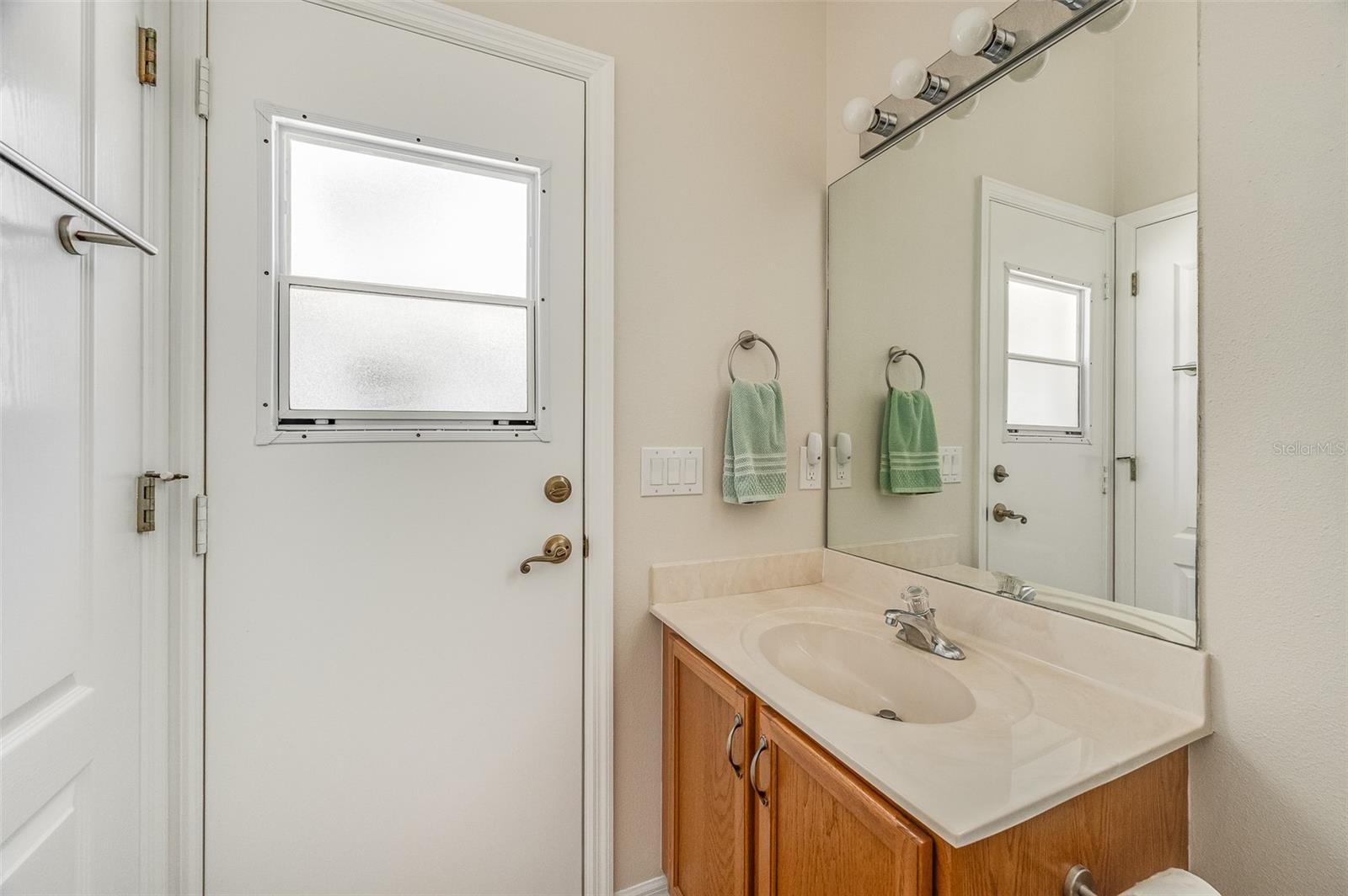 230 RIDGEMONT CIR, PALM BAY, FL, 32909