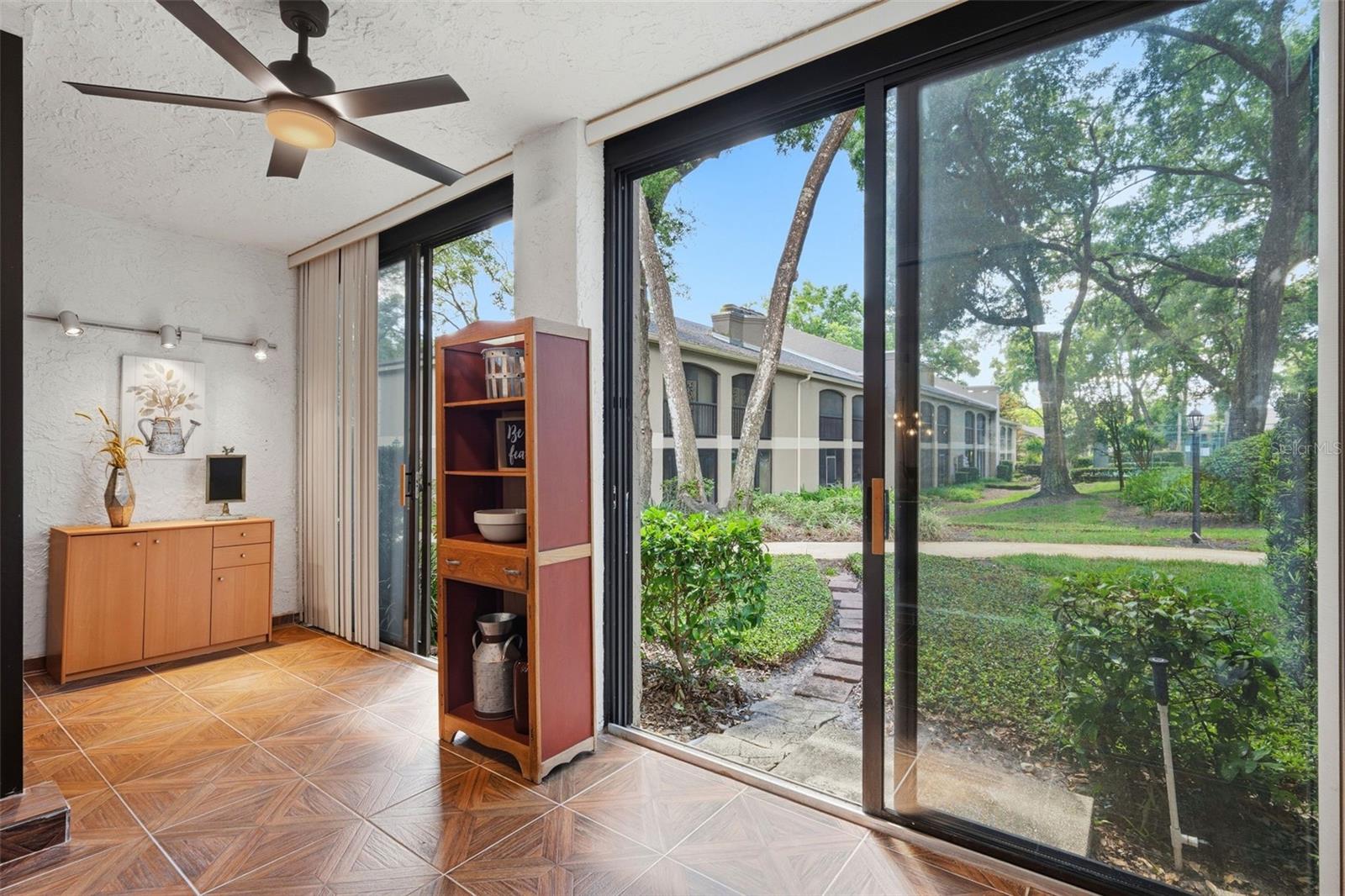 1055 KENSINGTON PARK DR #808, ALTAMONTE SPRINGS, FL, 32714