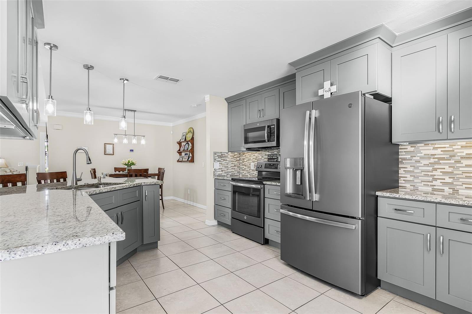 4302 SW 18TH PL, CAPE CORAL, FL, 33914