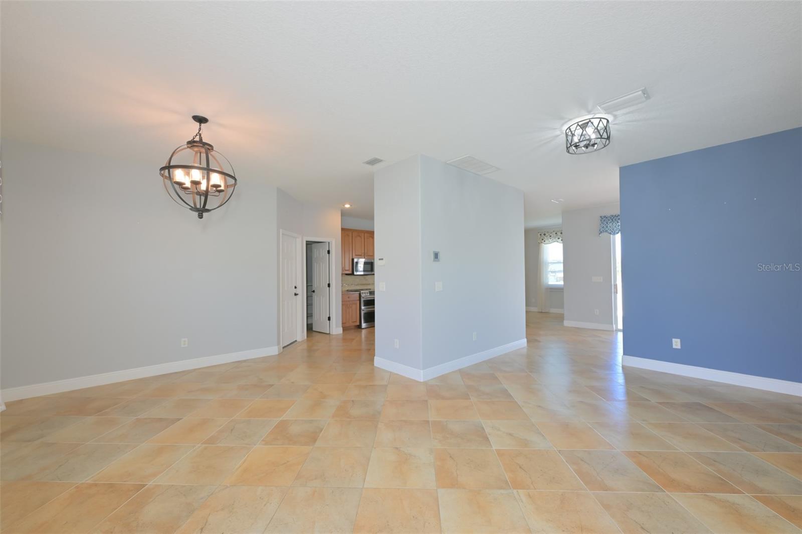 12206 CITRUS LEAF DR, GIBSONTON, FL, 33534