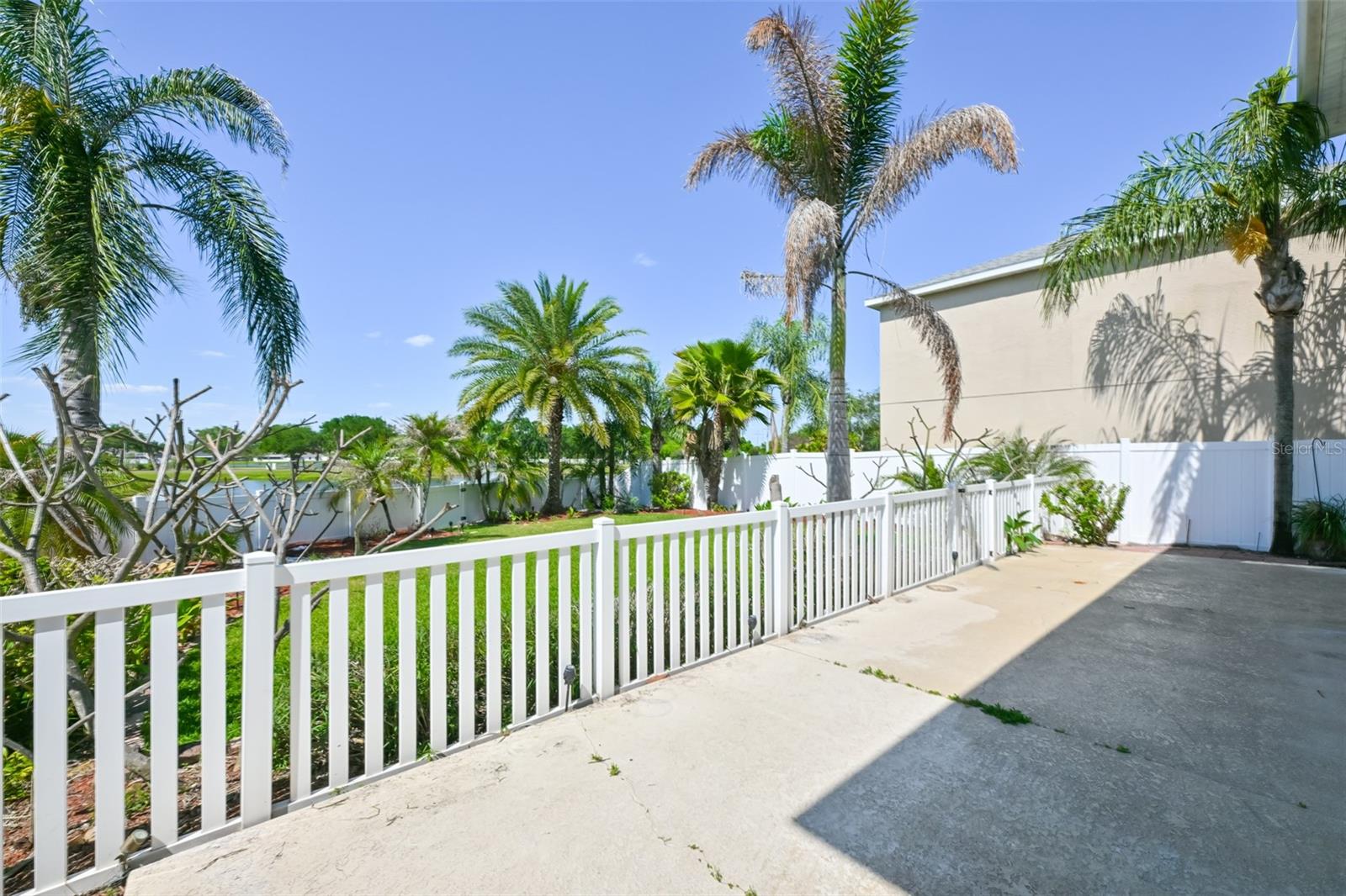 12206 CITRUS LEAF DR, GIBSONTON, FL, 33534