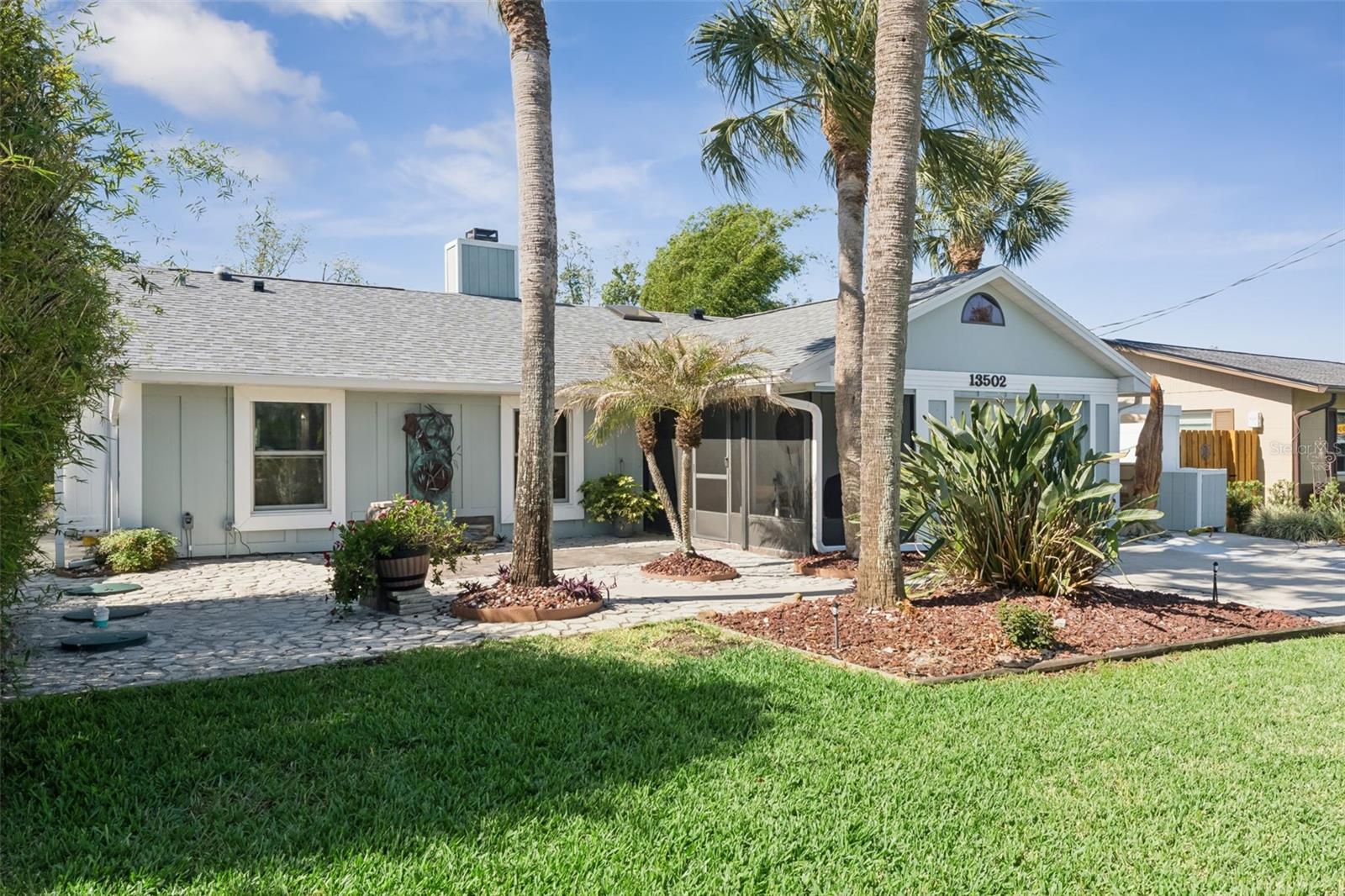 13502 COUNTRY CLUB DR, TAVARES, FL, 32778