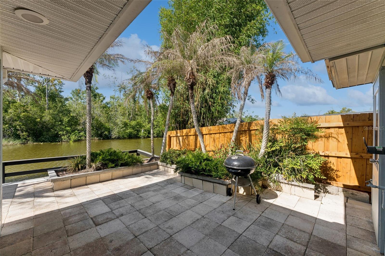 13502 COUNTRY CLUB DR, TAVARES, FL, 32778