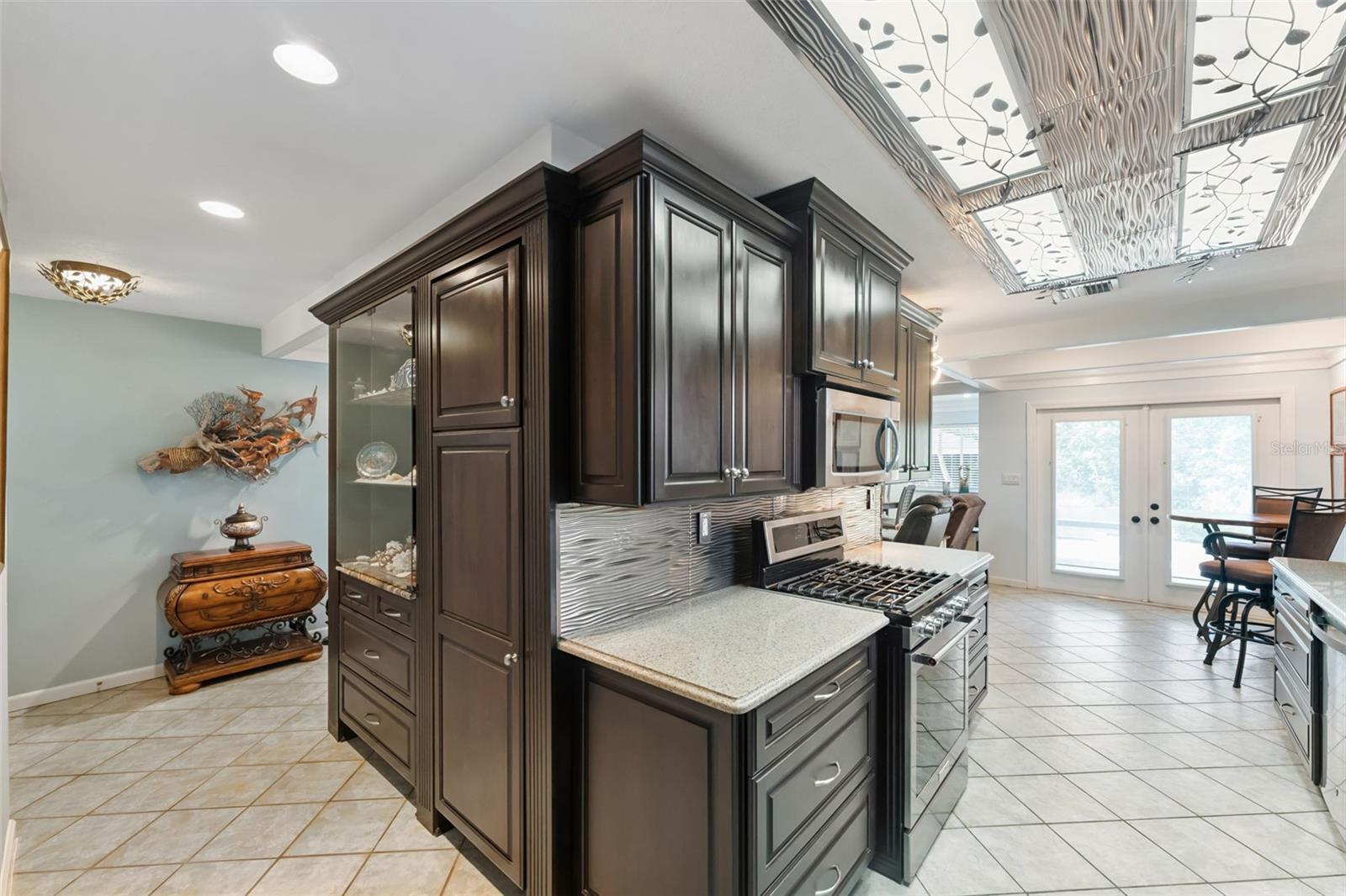 13502 COUNTRY CLUB DR, TAVARES, FL, 32778