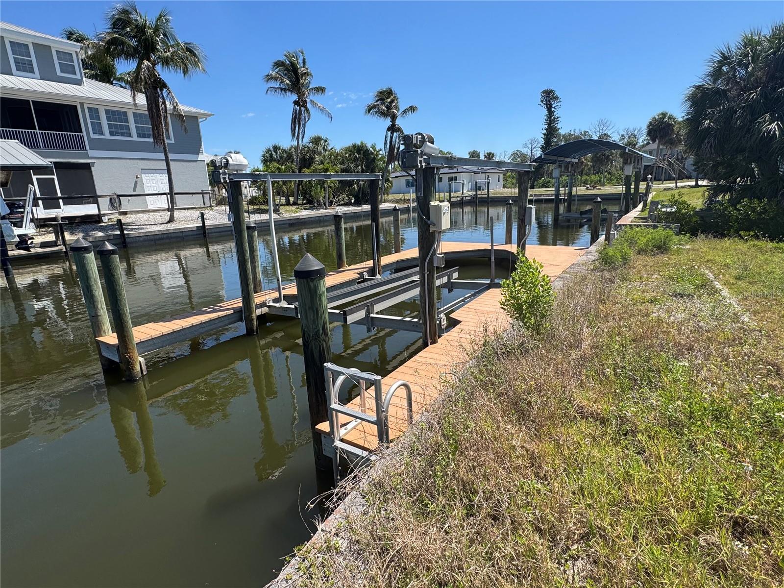 24360 BLACKBEARD BLVD, PUNTA GORDA, FL, 33955