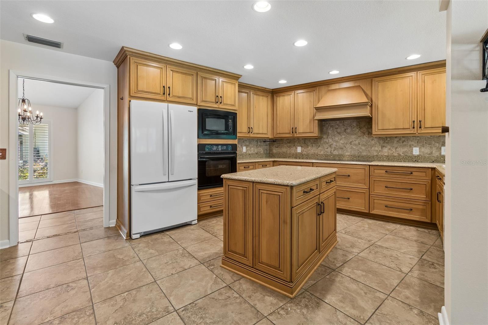 3319 CHEVIOT DR, TAMPA, FL, 33618