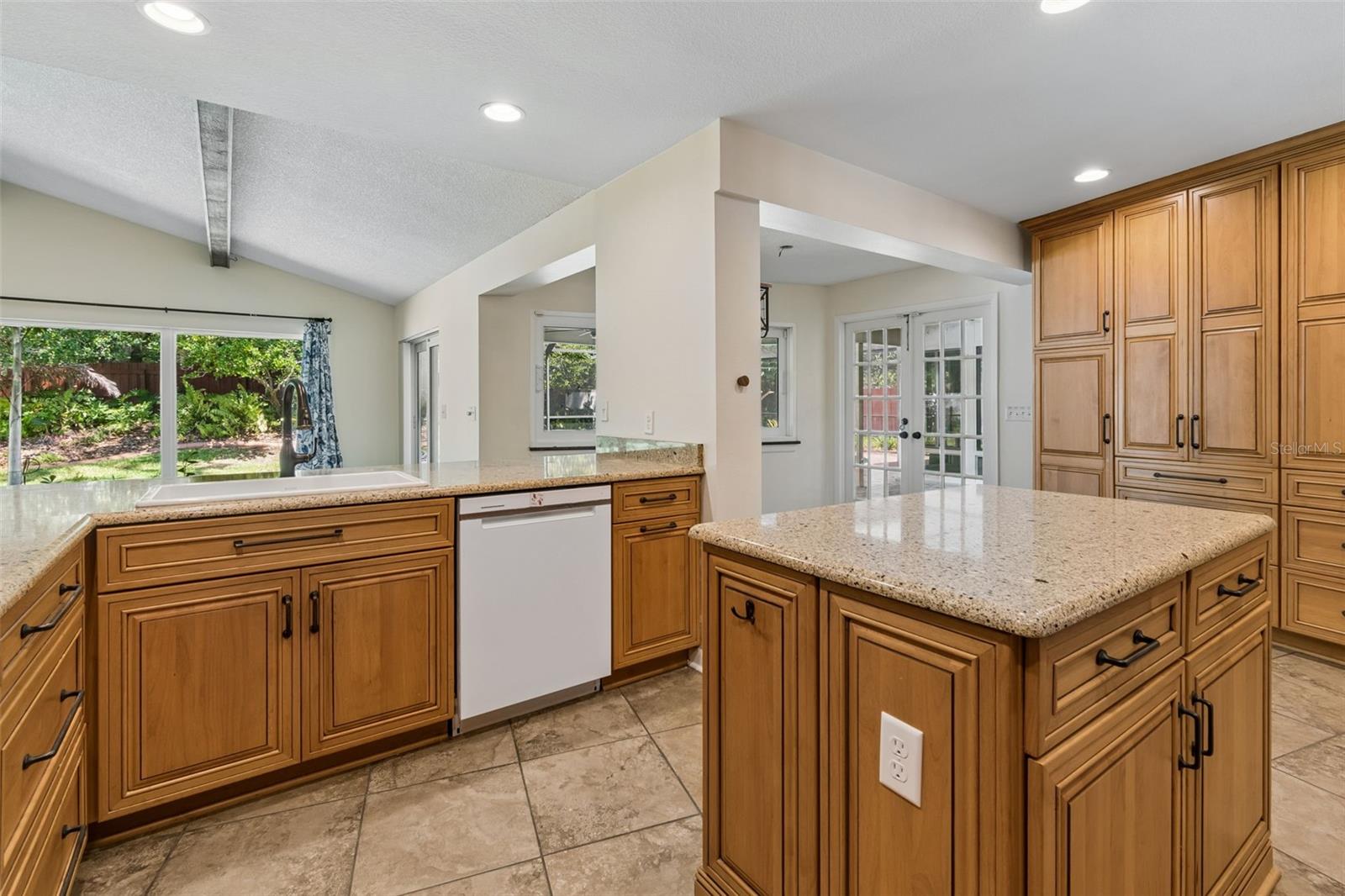 3319 CHEVIOT DR, TAMPA, FL, 33618