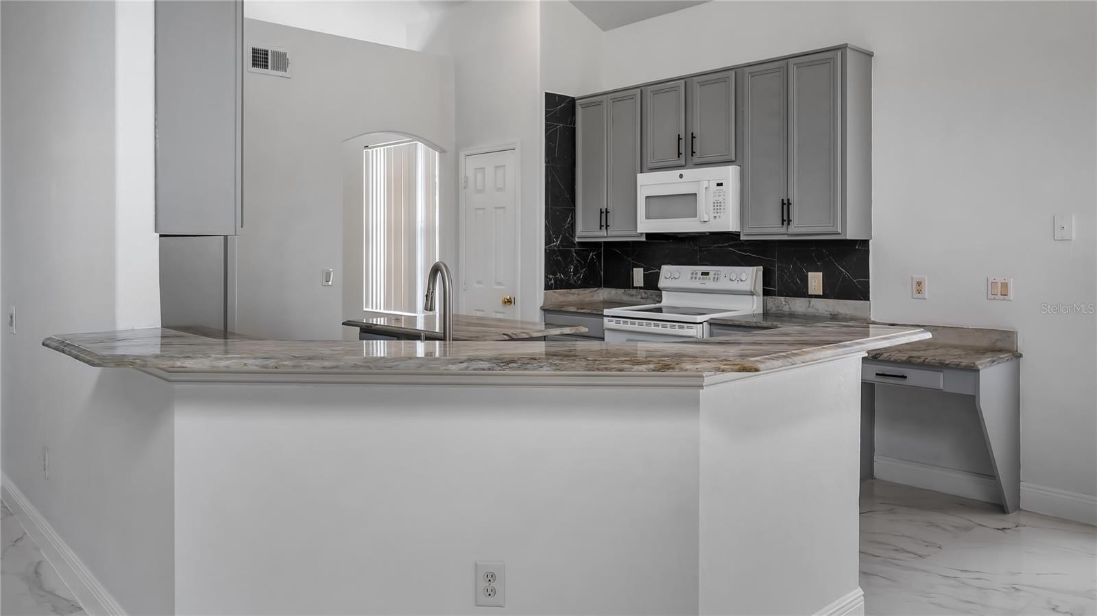 7843 SAINT ANDREWS CIR, ORLANDO, FL, 32835