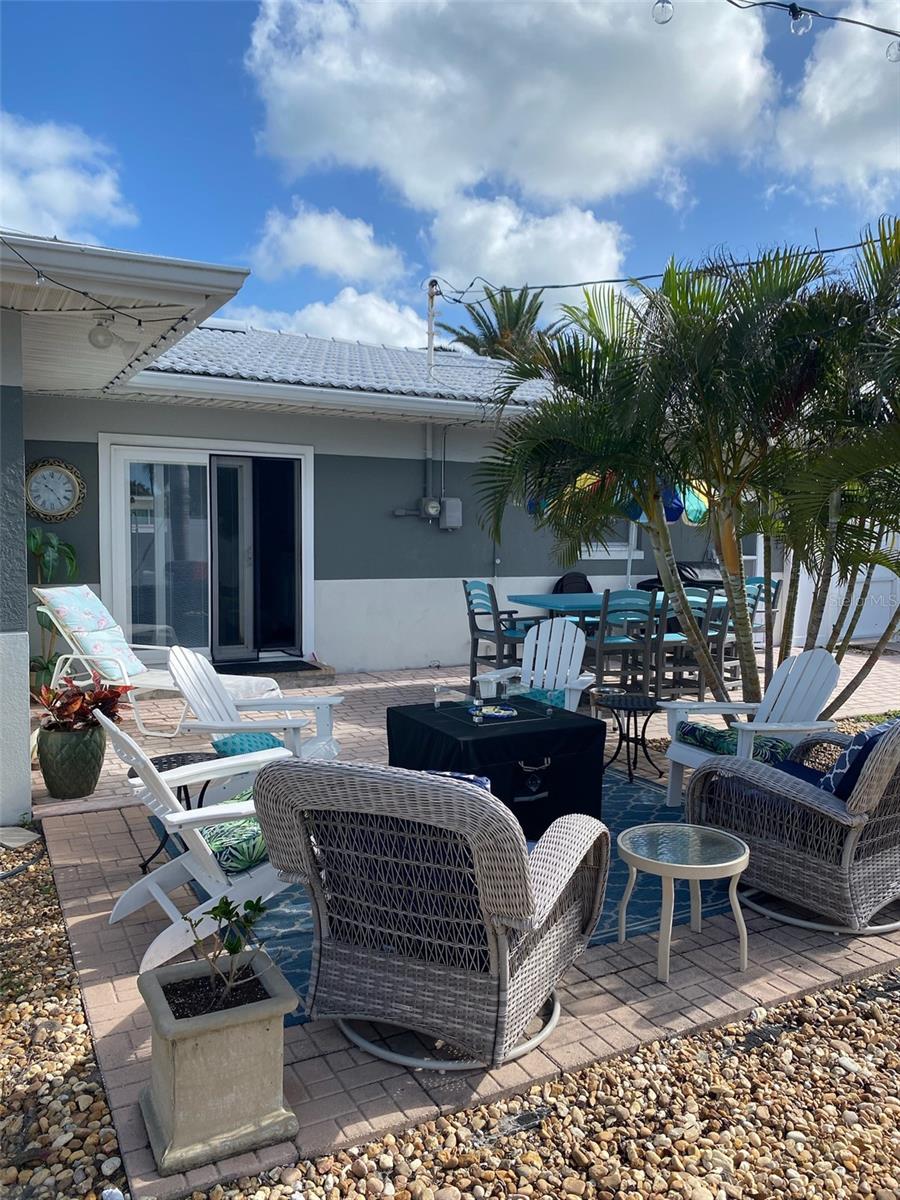 106 19TH ST, BELLEAIR BEACH, FL, 33786