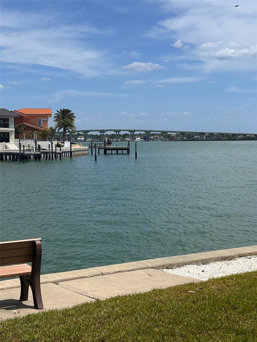 106 19TH ST, BELLEAIR BEACH, FL, 33786