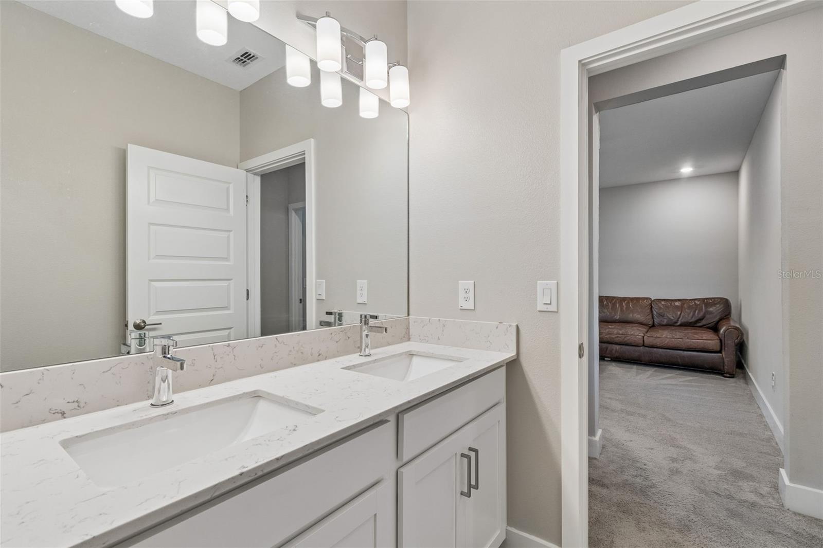 7512 S KISSIMMEE ST, TAMPA, FL, 33616