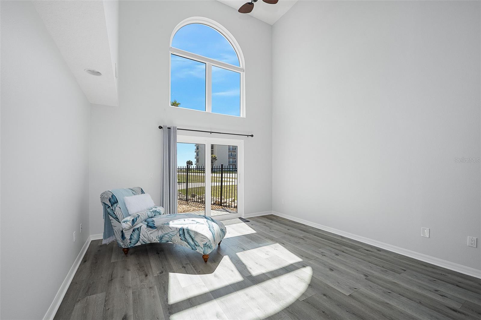 5 SUNNY BEACH DR, ORMOND BEACH, FL, 32176