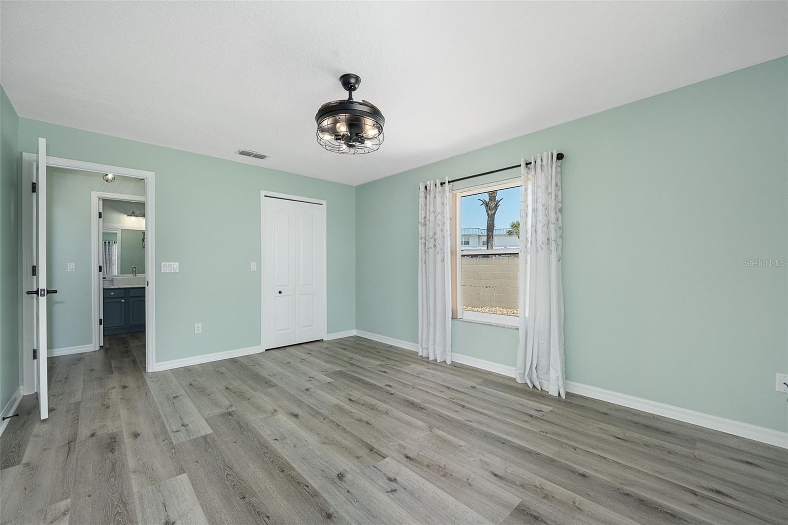 5 SUNNY BEACH DR, ORMOND BEACH, FL, 32176