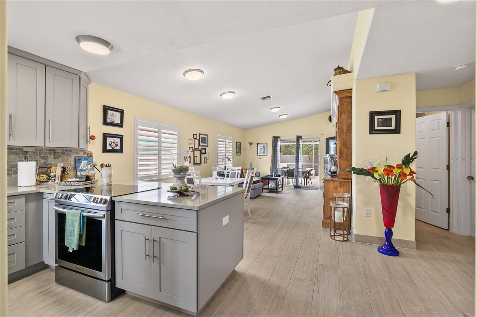 1866 VAMO DR, SARASOTA, FL, 34231