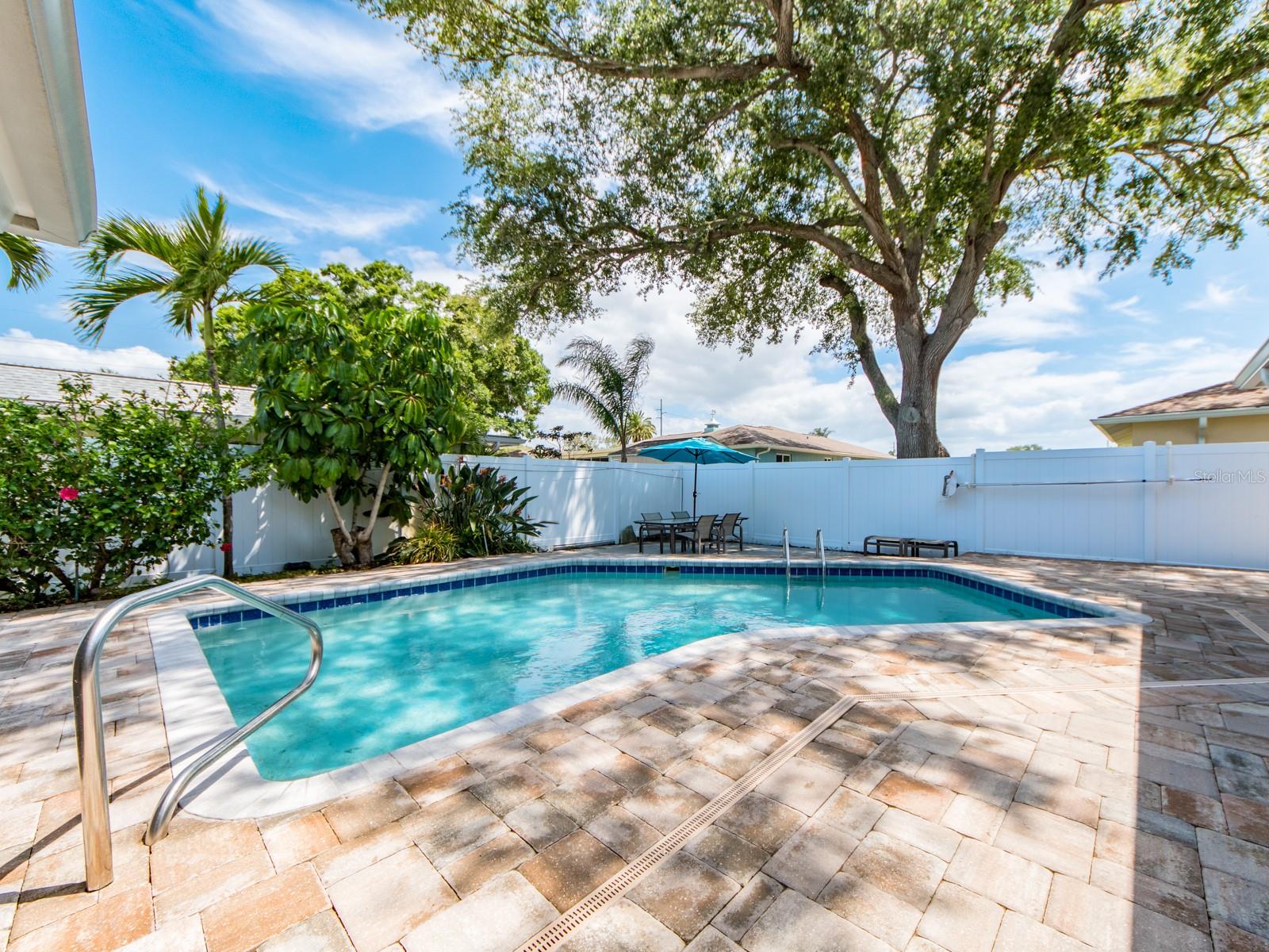 1678 ALGONQUIN DR, CLEARWATER, FL, 33755