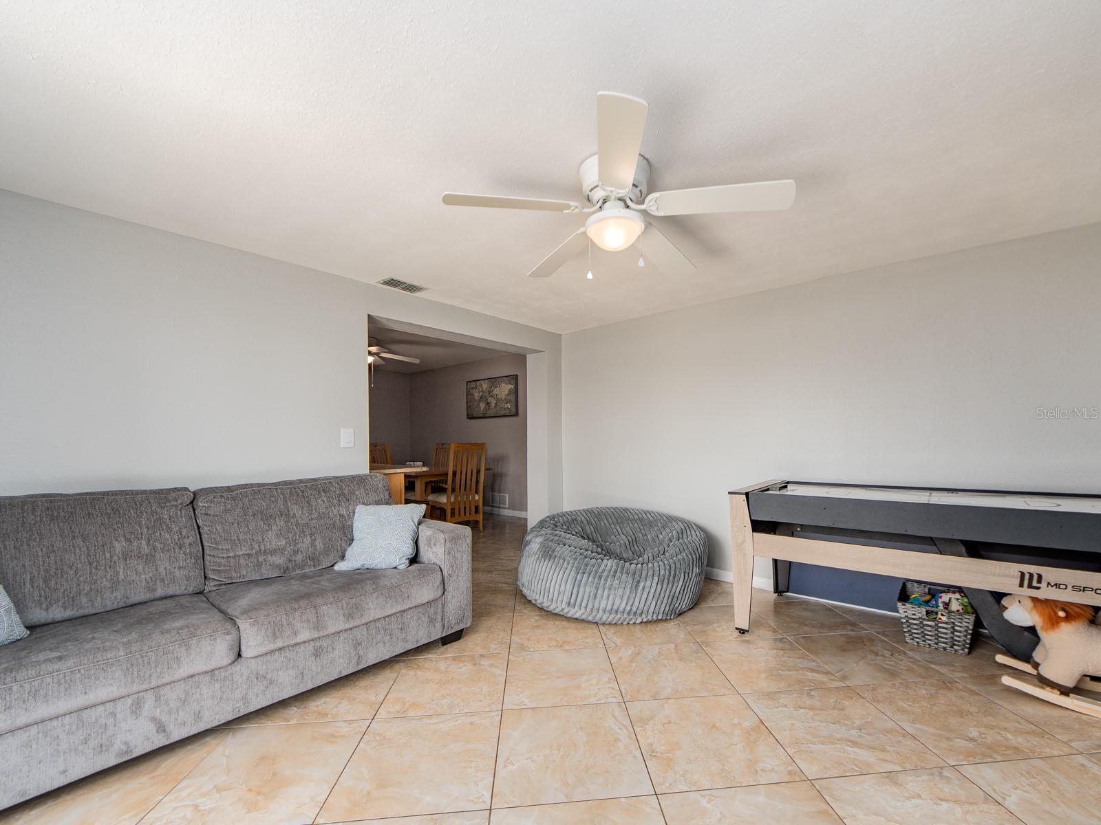 1678 ALGONQUIN DR, CLEARWATER, FL, 33755