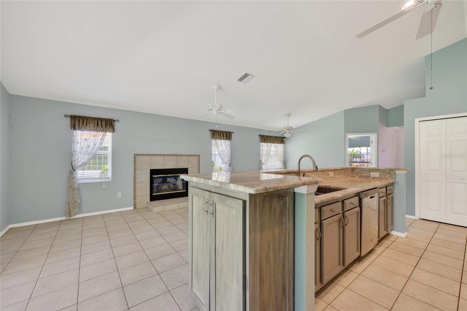 13440 SW PEMBROKE CIR N, LAKE SUZY, FL, 34269