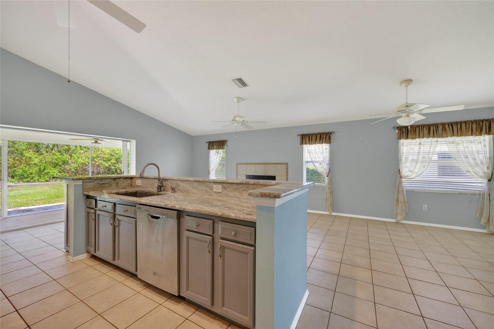 13440 SW PEMBROKE CIR N, LAKE SUZY, FL, 34269