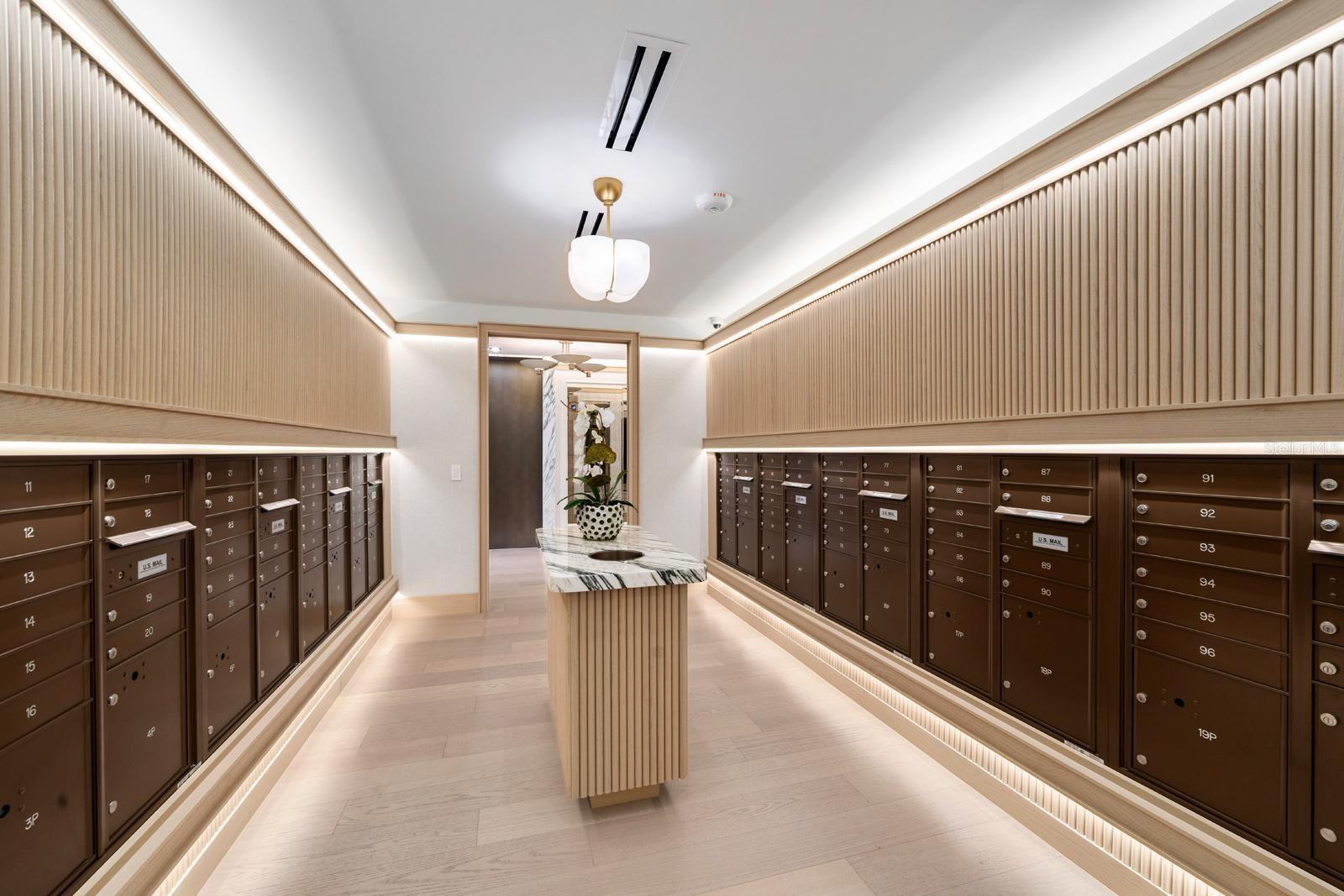 3015 S YSABELLA AVE #1602, TAMPA, FL, 33629