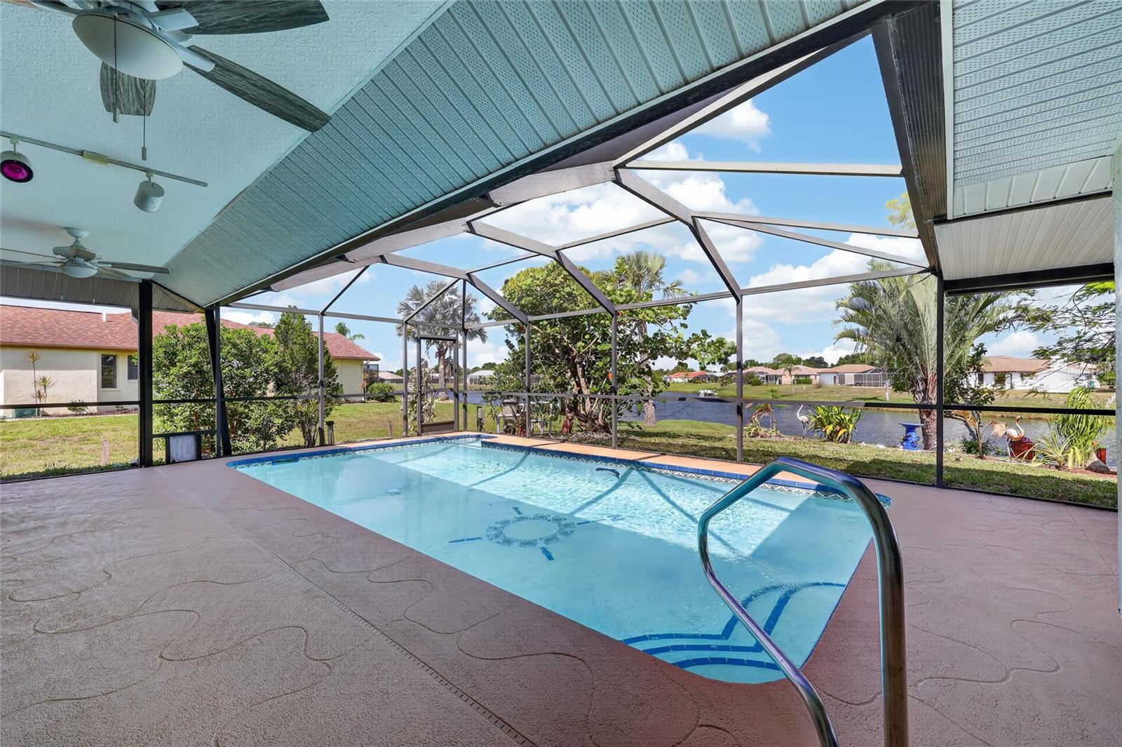 289 MACARTHUR DR, PORT CHARLOTTE, FL, 33954