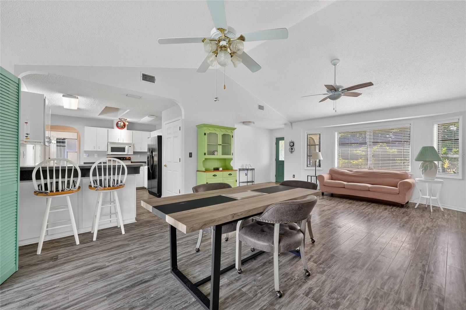 289 MACARTHUR DR, PORT CHARLOTTE, FL, 33954