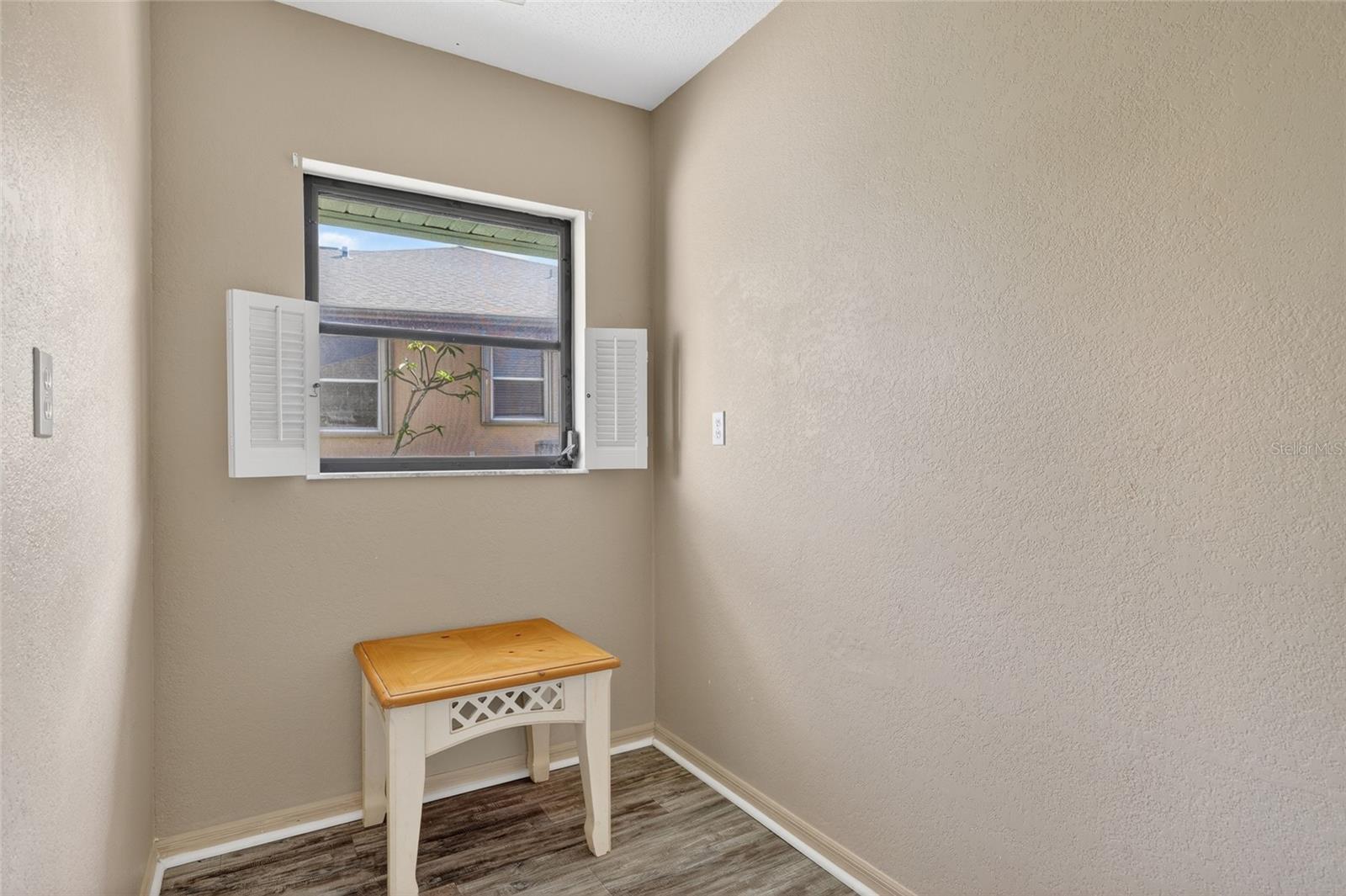 289 MACARTHUR DR, PORT CHARLOTTE, FL, 33954