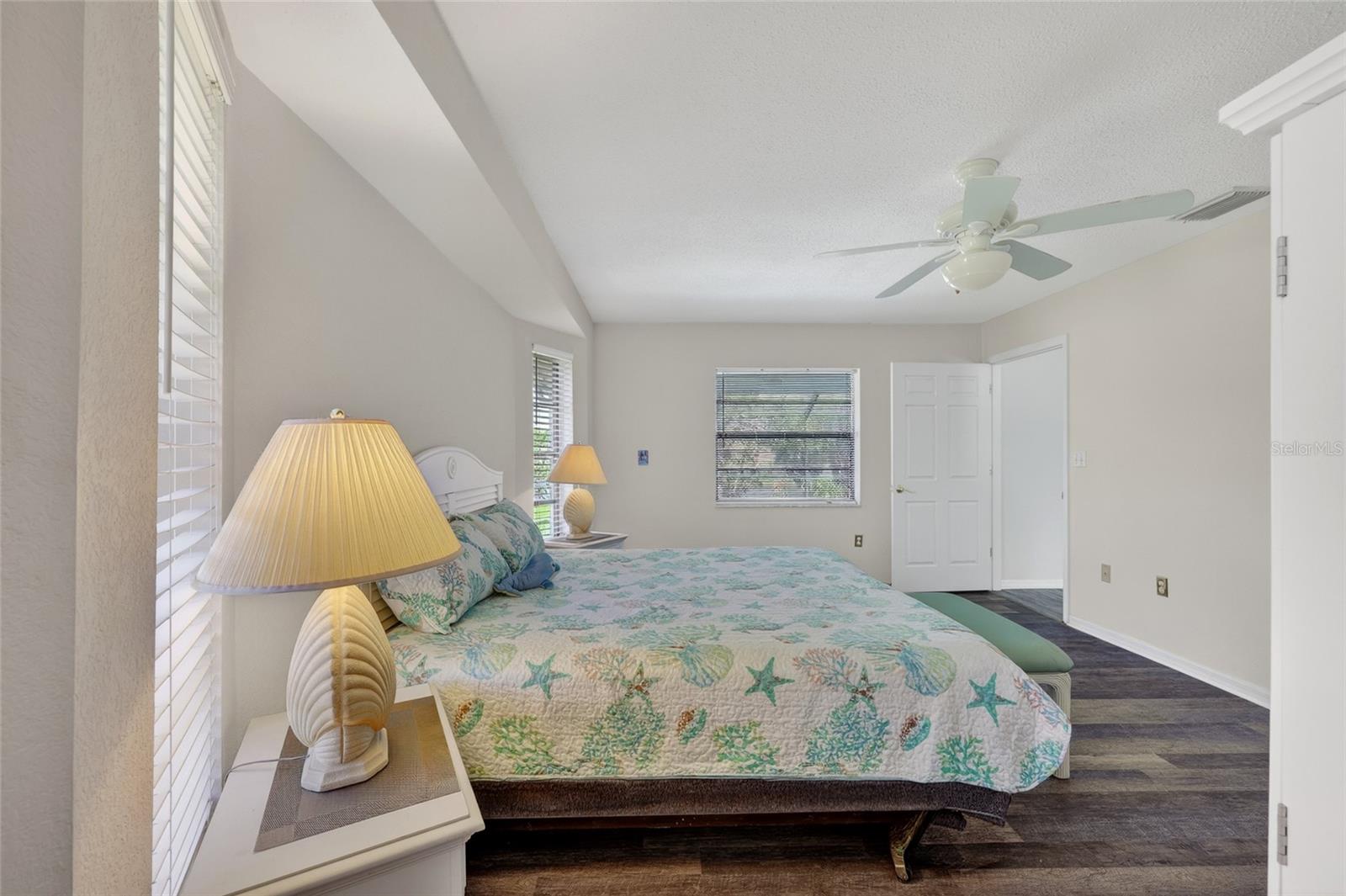 289 MACARTHUR DR, PORT CHARLOTTE, FL, 33954