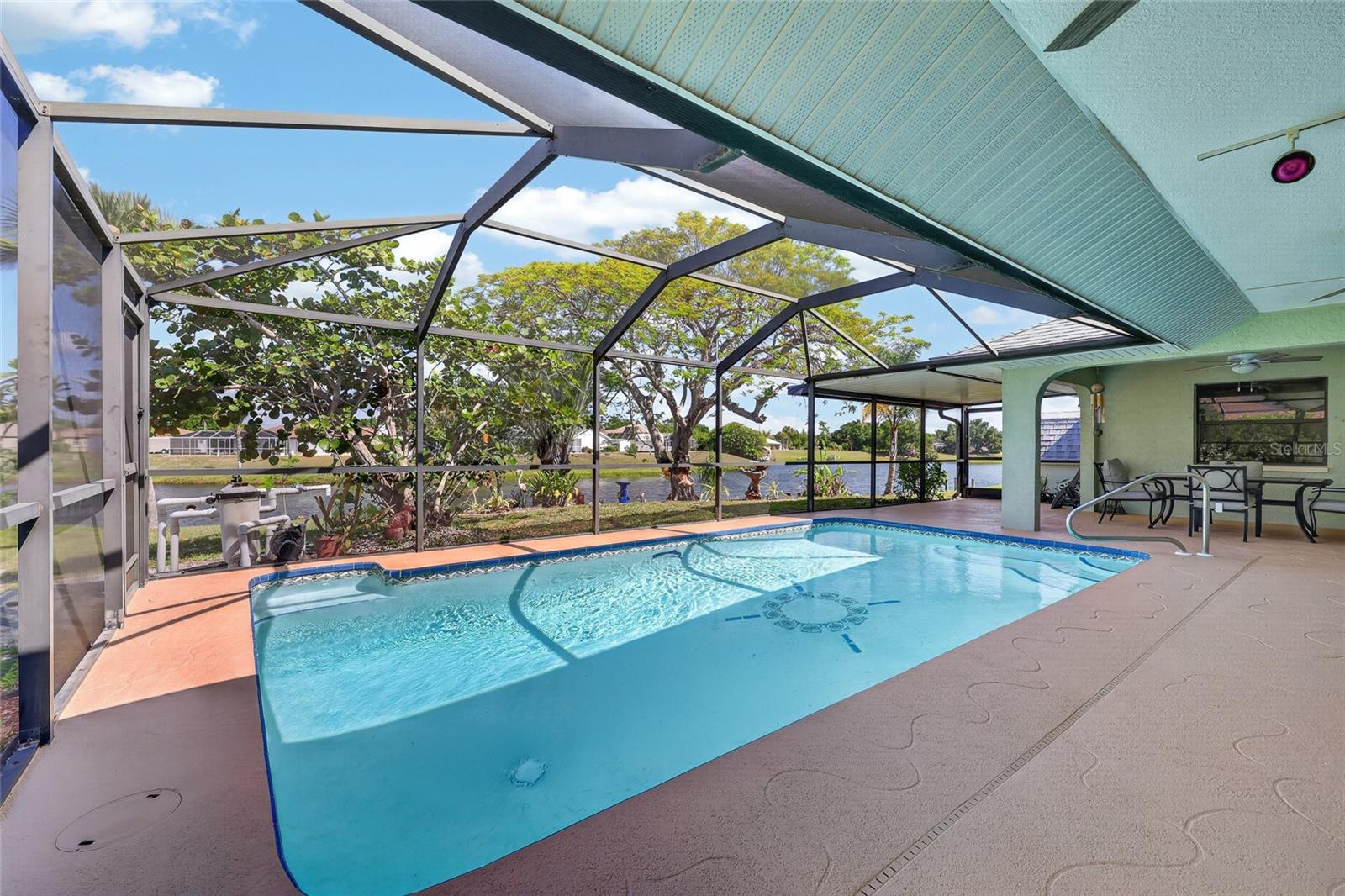 289 MACARTHUR DR, PORT CHARLOTTE, FL, 33954