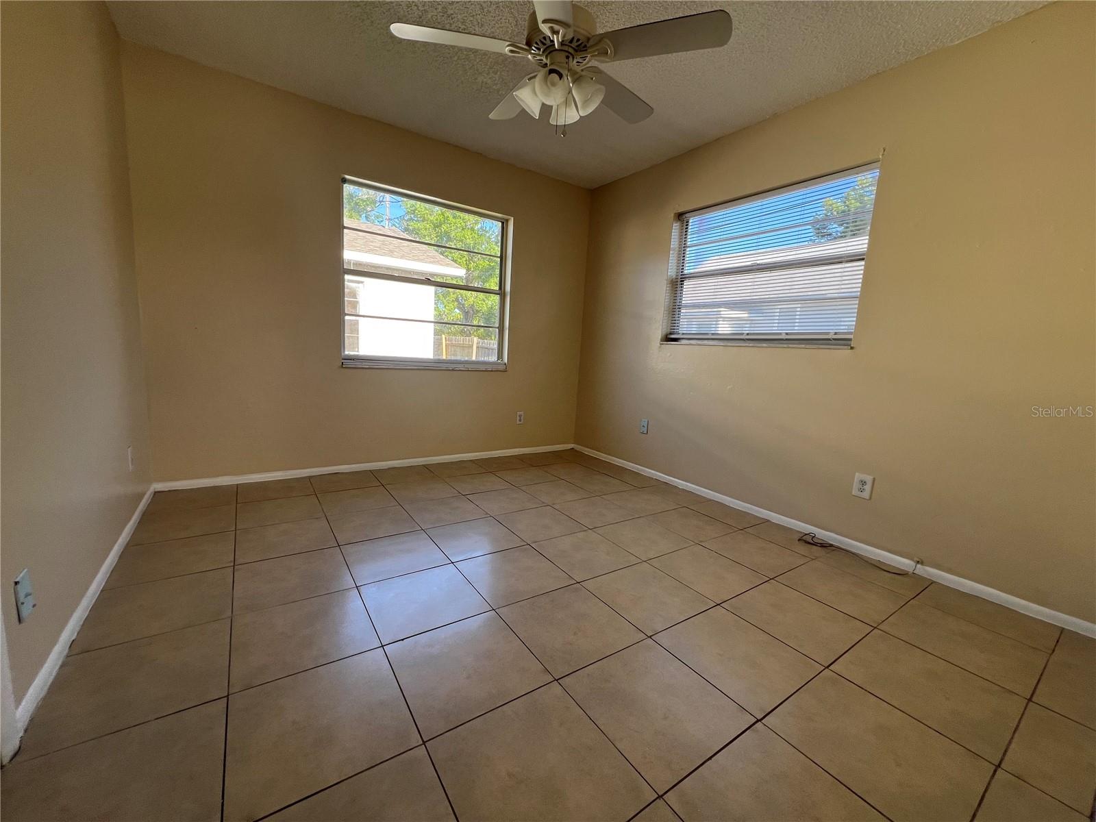 2983 62ND AVE N, ST PETERSBURG, FL, 33702