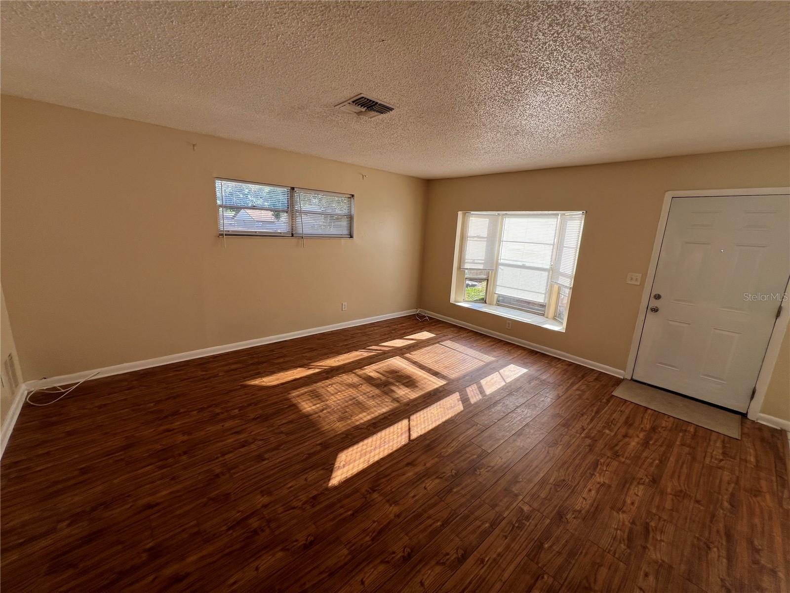 2983 62ND AVE N, ST PETERSBURG, FL, 33702