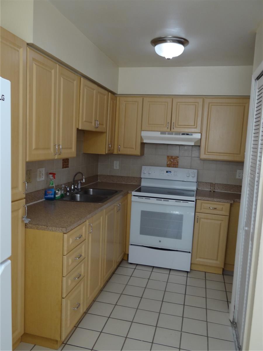 2983 62ND AVE N, ST PETERSBURG, FL, 33702