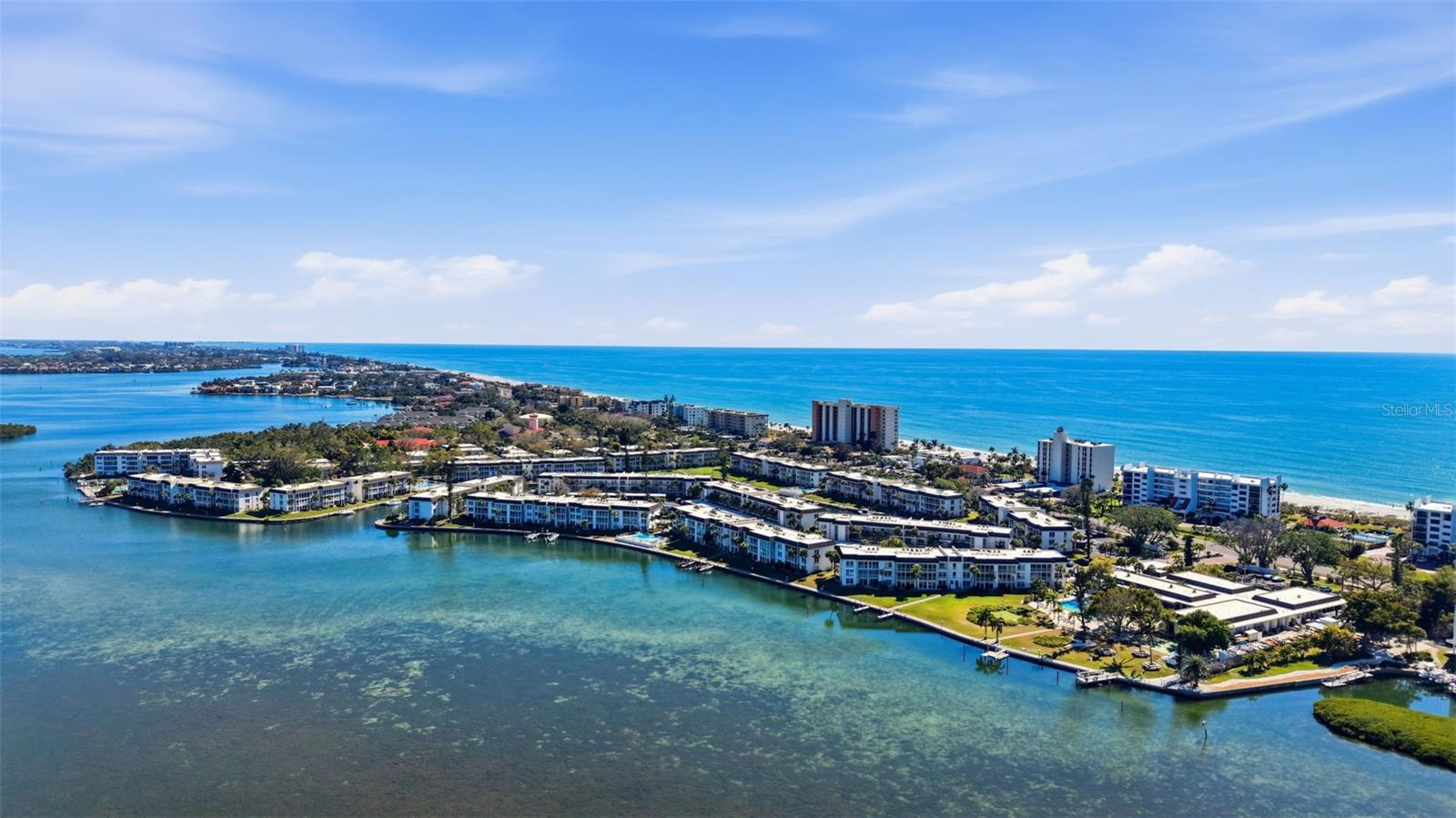 4400 EXETER DR #305, LONGBOAT KEY, FL, 34228