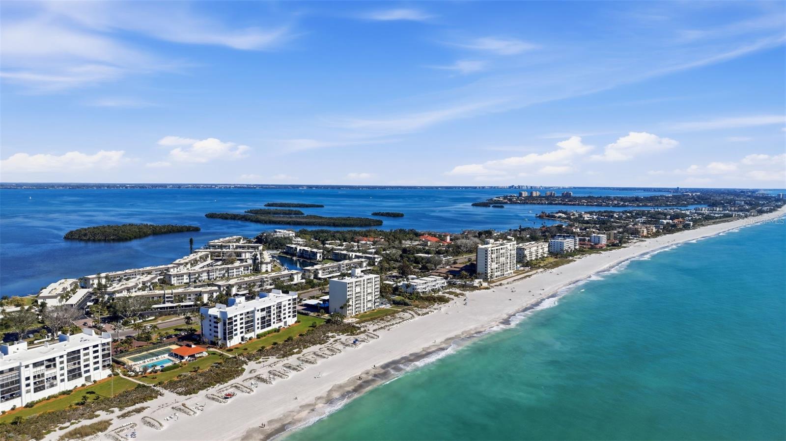 4400 EXETER DR #305, LONGBOAT KEY, FL, 34228