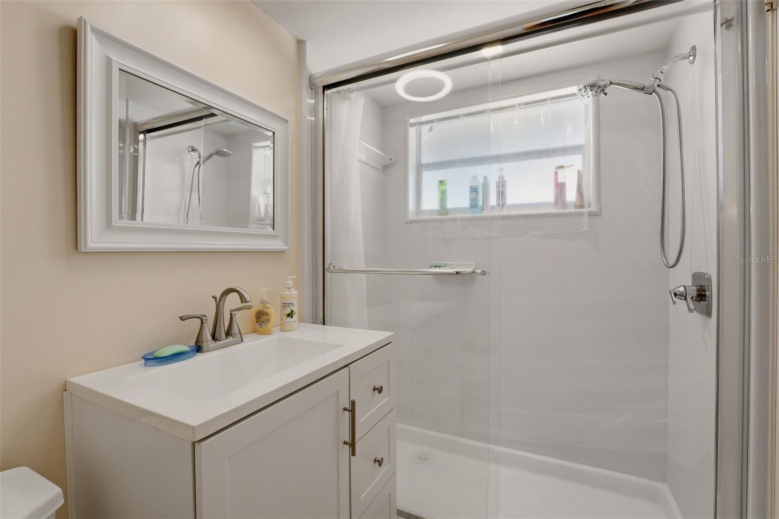 4400 EXETER DR #305, LONGBOAT KEY, FL, 34228