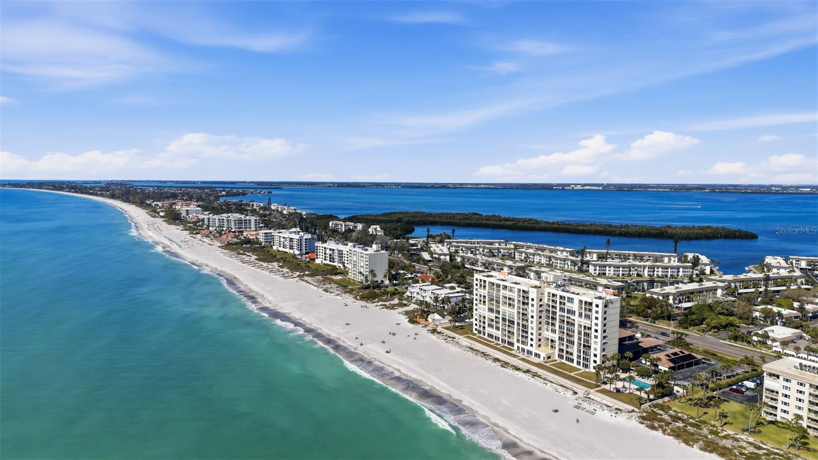 4400 EXETER DR #305, LONGBOAT KEY, FL, 34228