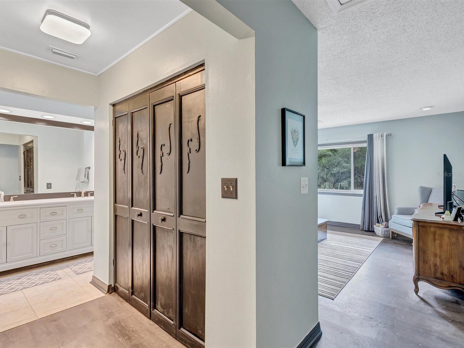 7581 CUMBERLAND RD #7, SEMINOLE, FL, 33777