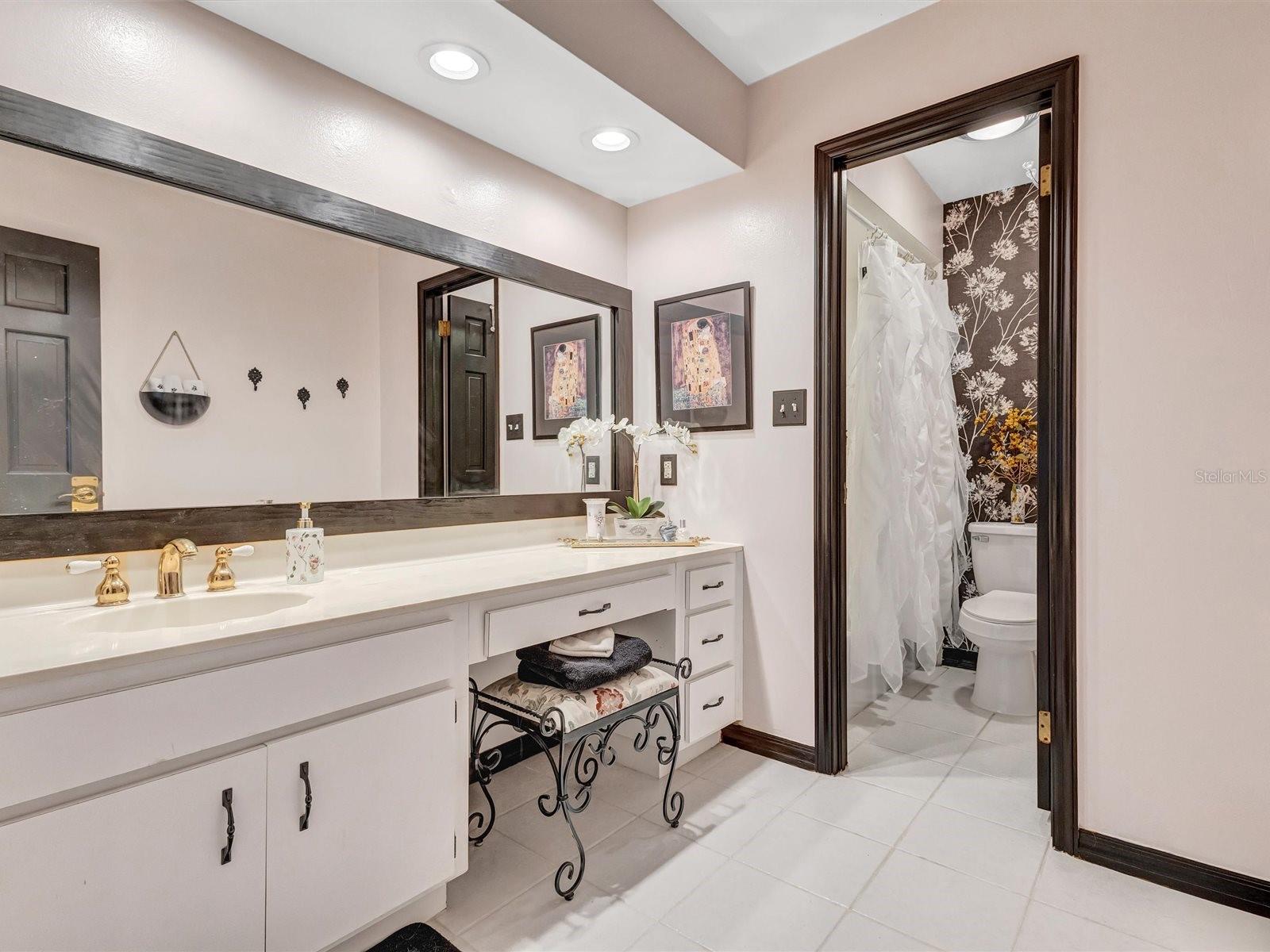 7581 CUMBERLAND RD #7, SEMINOLE, FL, 33777