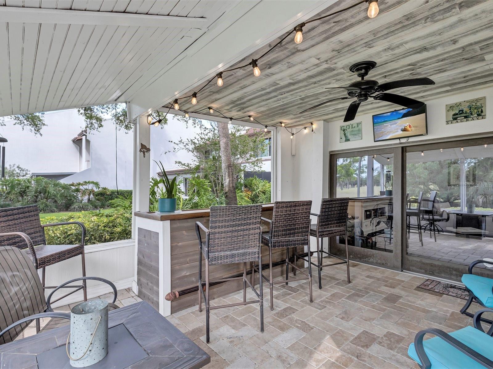 7581 CUMBERLAND RD #7, SEMINOLE, FL, 33777