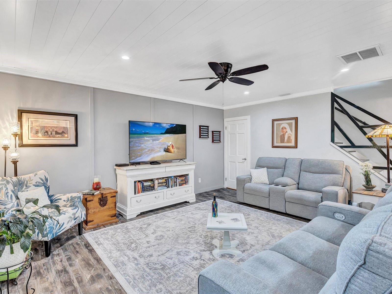 7581 CUMBERLAND RD #7, SEMINOLE, FL, 33777