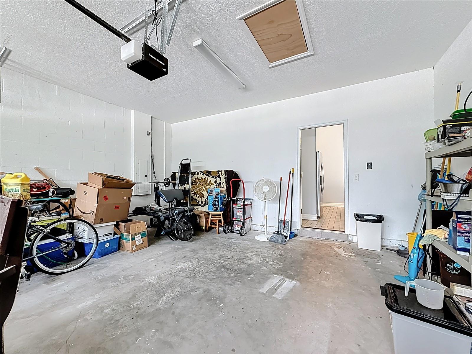 1590 BURNS DR, CLEARWATER, FL, 33764