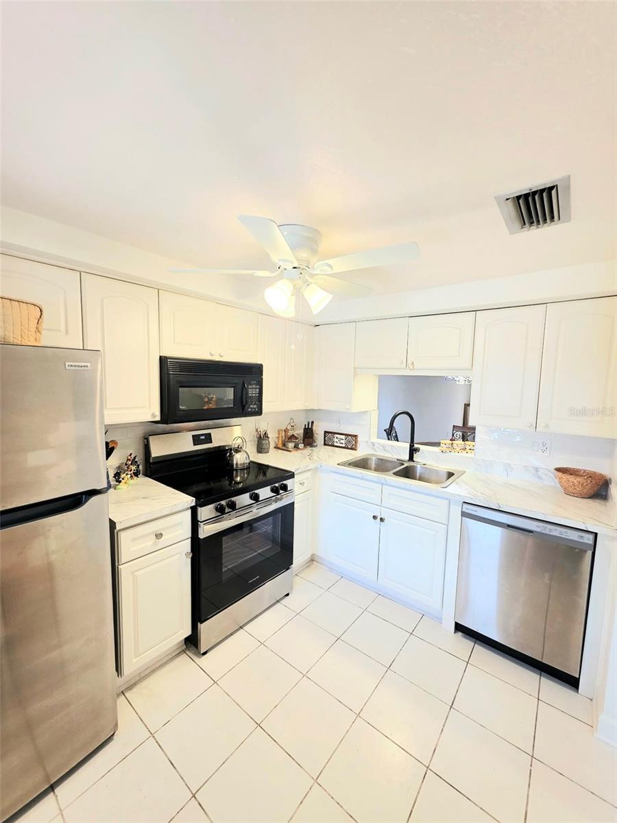 4366 SUMMERSUN DR #4366, NEW PORT RICHEY, FL, 34652