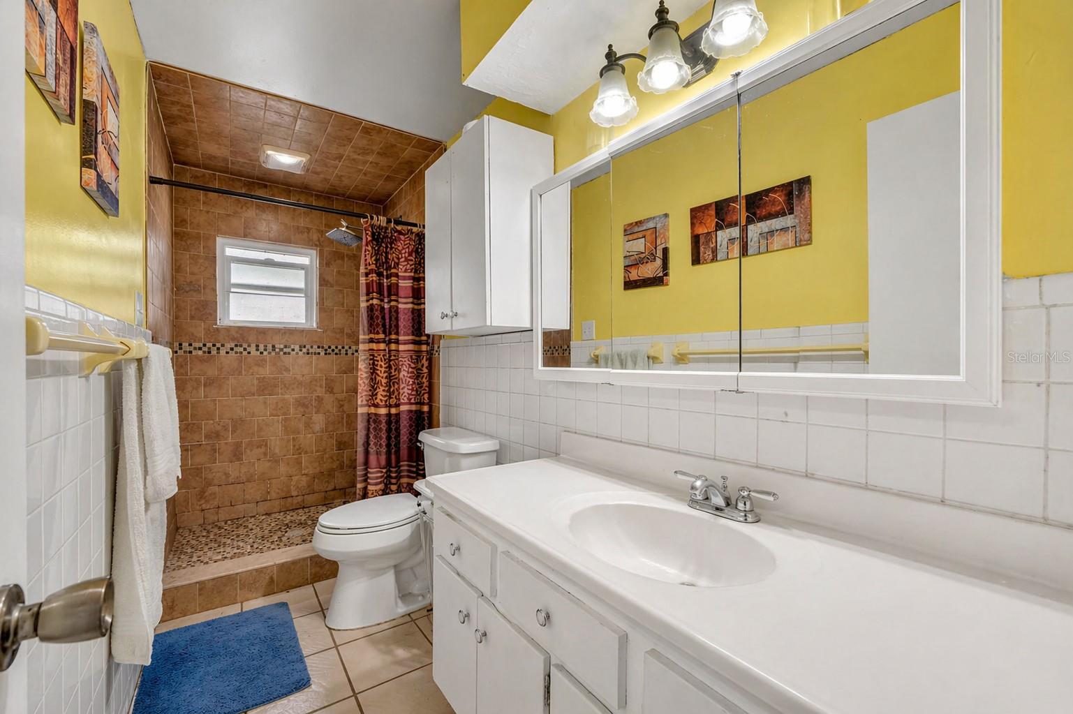 1336 E LAKE SHORE BLVD, KISSIMMEE, FL, 34744