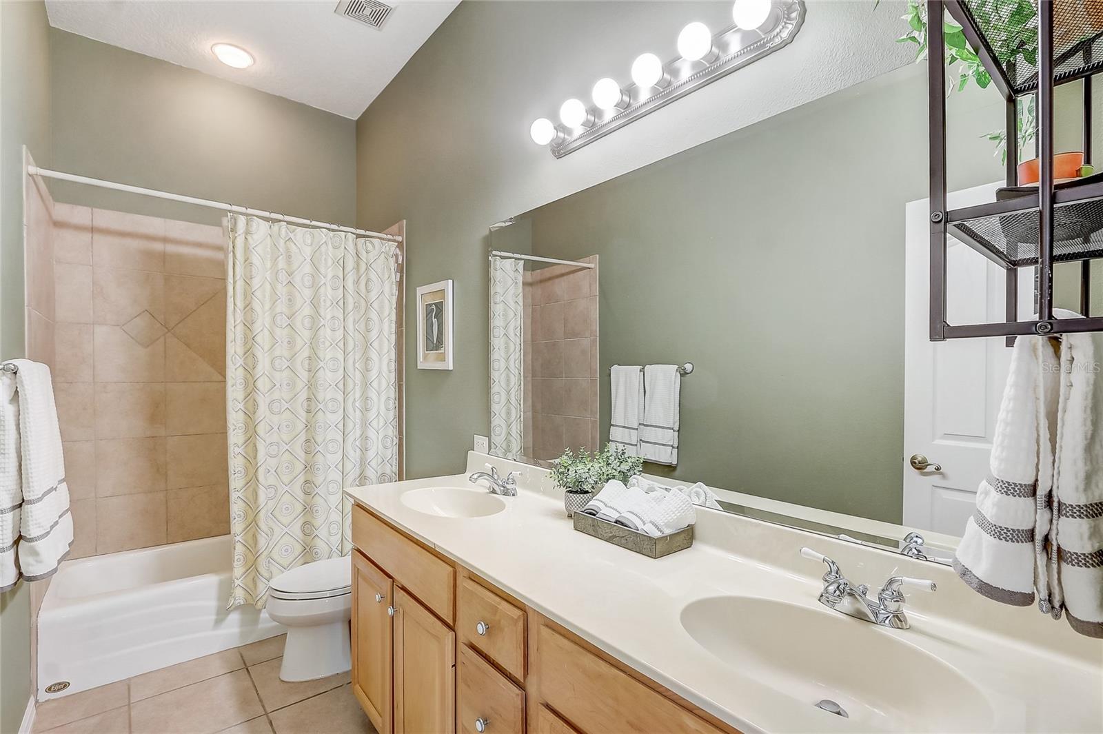 8314 VINTAGE DR, ORLANDO, FL, 32835