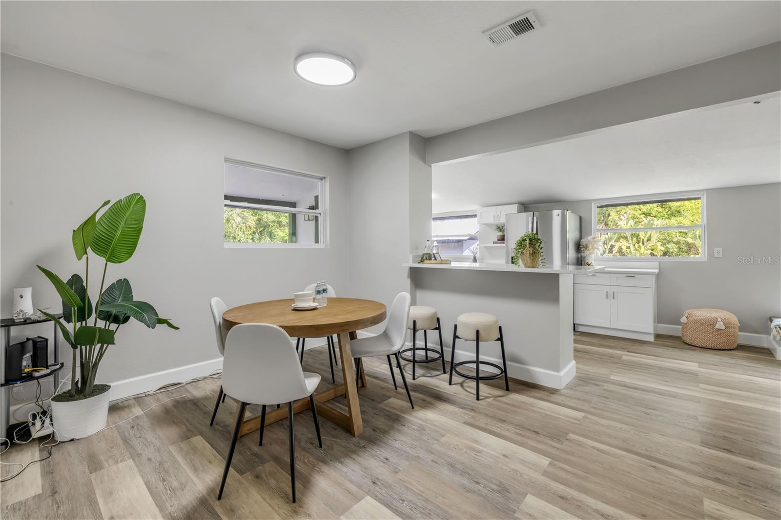 1956 PIONEER TRL, NEW SMYRNA BEACH, FL, 32168