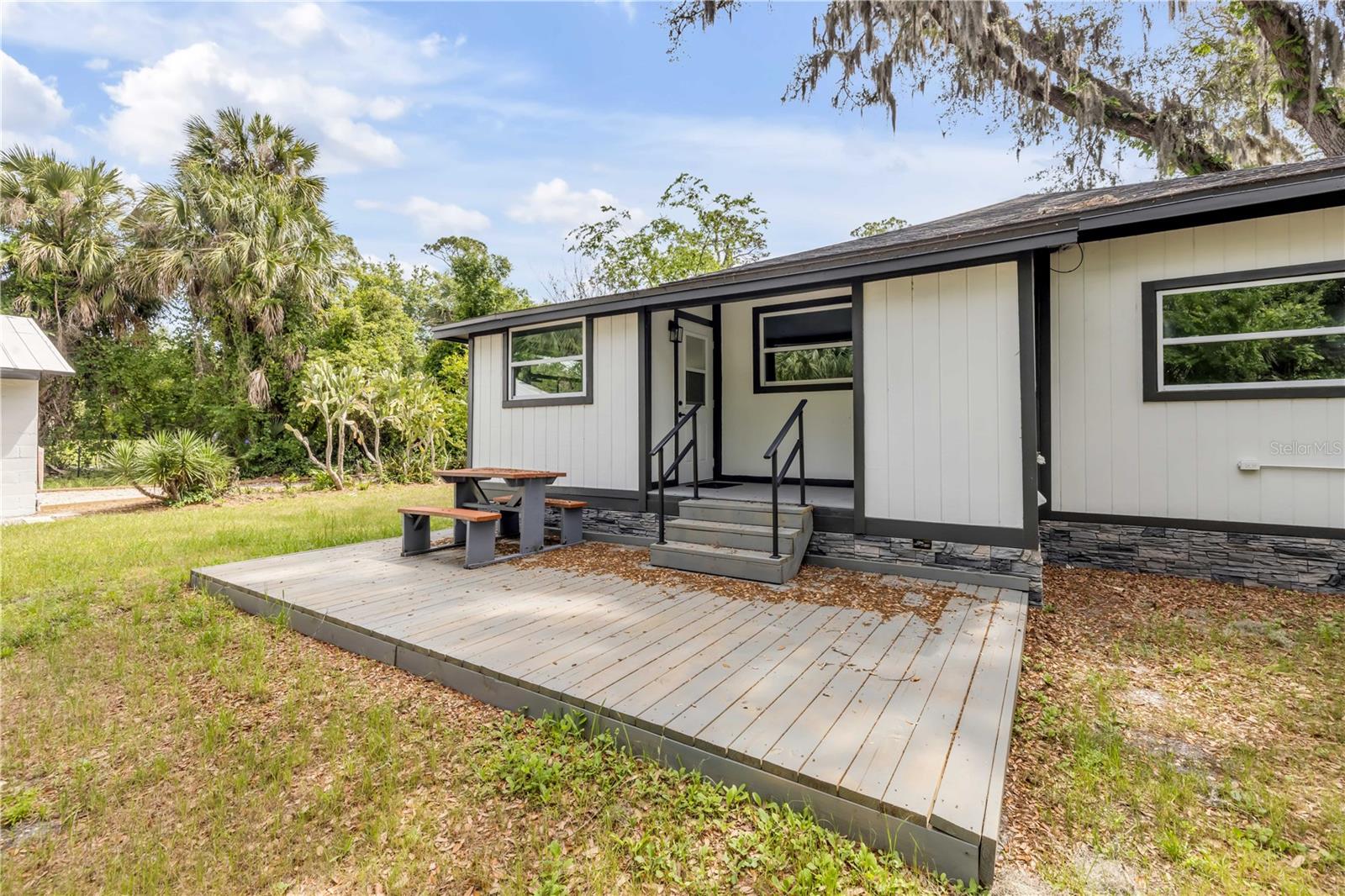 1956 PIONEER TRL, NEW SMYRNA BEACH, FL, 32168