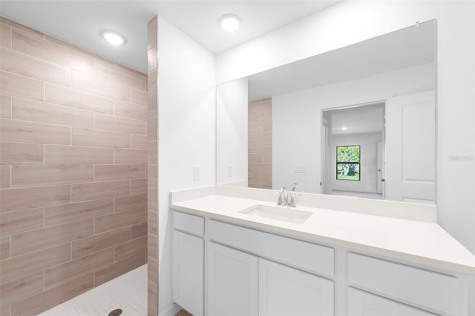 18108 ALEXANDER AVE, PORT CHARLOTTE, FL, 33954