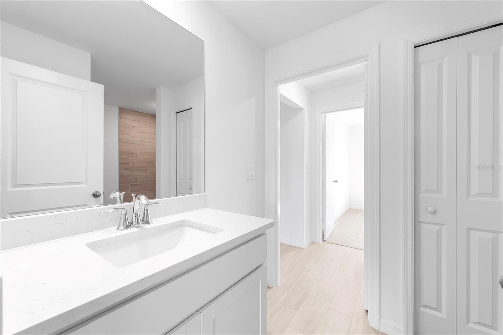 18108 ALEXANDER AVE, PORT CHARLOTTE, FL, 33954